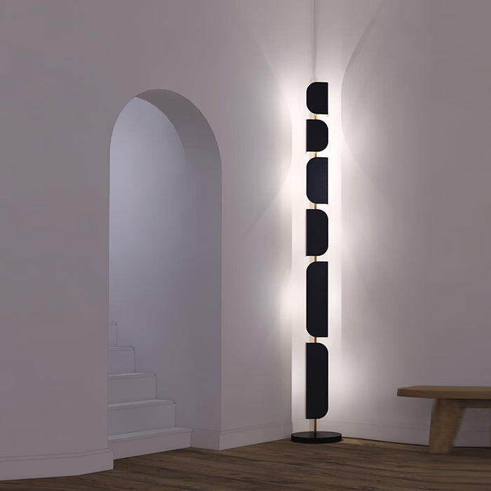 Leagan Floor Lamp - DWHOME