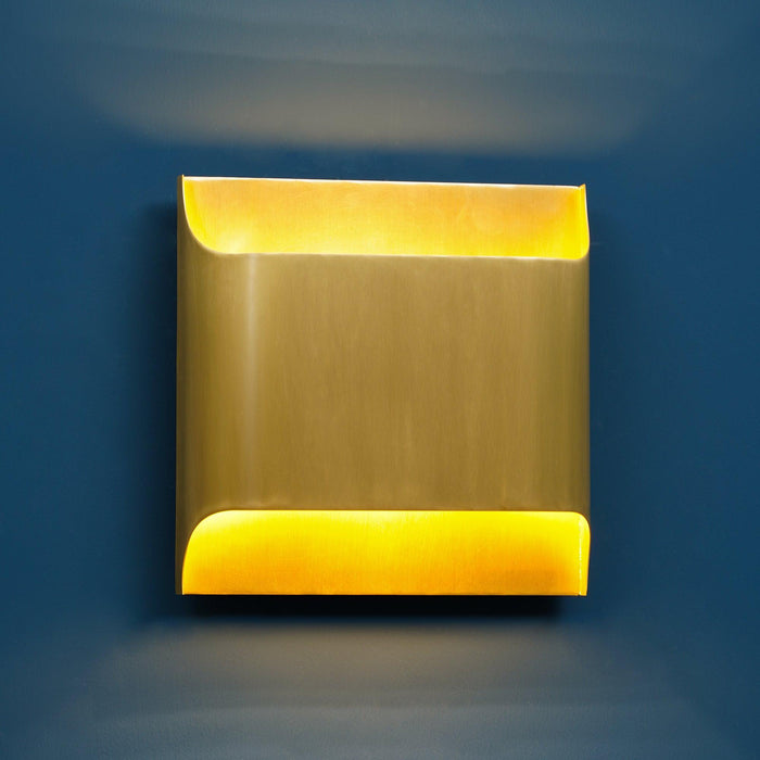 Leclerc Brass Wall Lamp-DWHOME