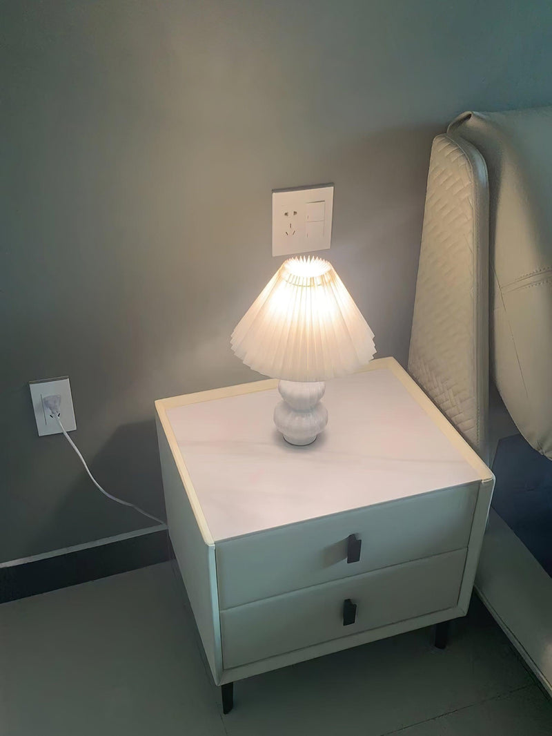 Leo Table lamp-DWHOME