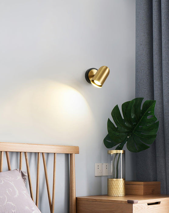 Leonardo Gold Wall Lamp-DWHOME