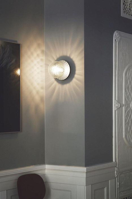 Lunara Wall Lamp.