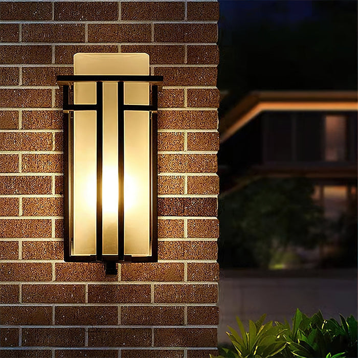 Linden Outdoor Wall Lamp - Vakkerlight