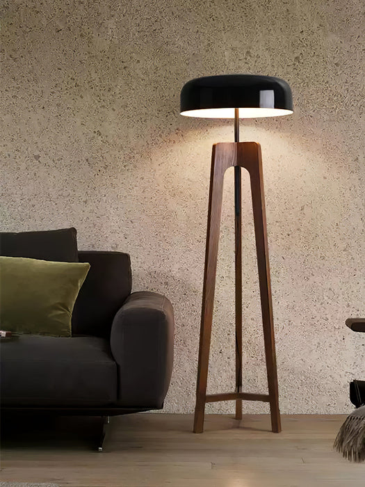 Linea Floor Lamp.