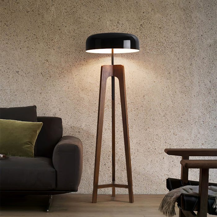 Linea Floor Lamp.