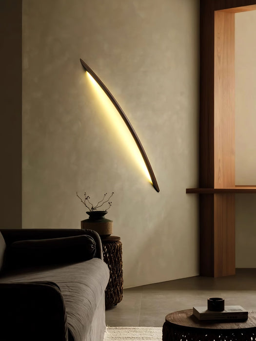 Linea Wood Wall Light - Vakkerlight