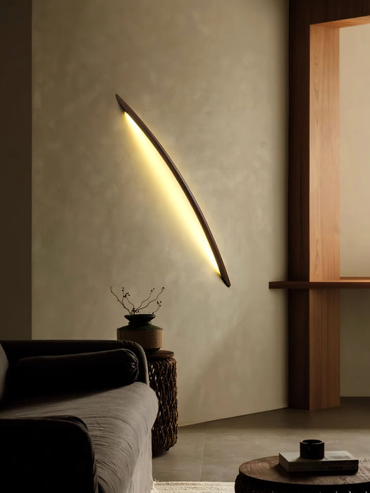 Linea Wood Wall Light - Vakkerlight