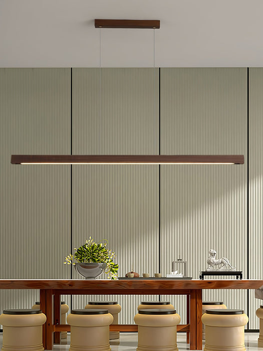 Linear Horizon Pendant Light.