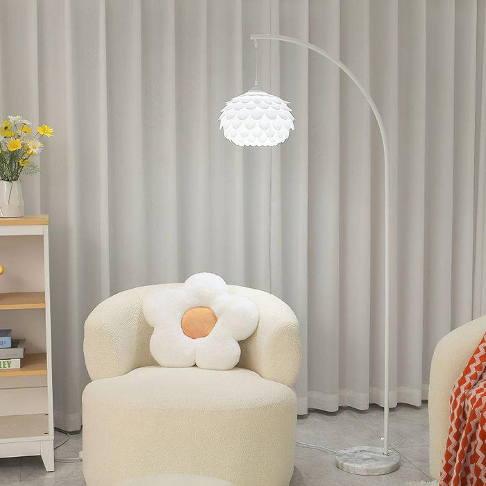 Linterna Arch Floor Lamp.