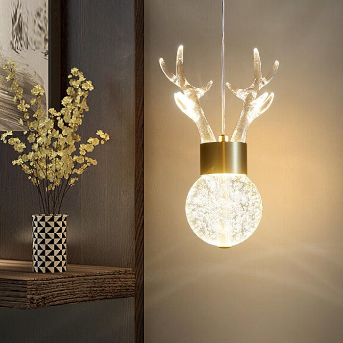 Little Deer Pendant Lamp.