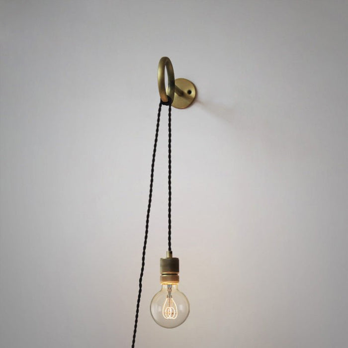 Loop Minimalist Wall Light With Wall Socket - Vakkerlight