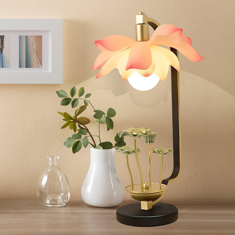 Lotus Table Lamp-DWHOME