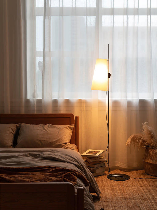 Lupe Floor Lamp.