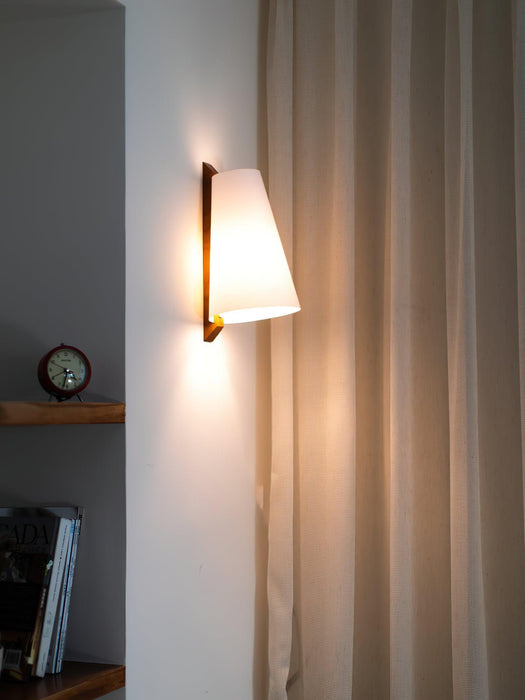 Lupe Wall Lamp - DWHOME