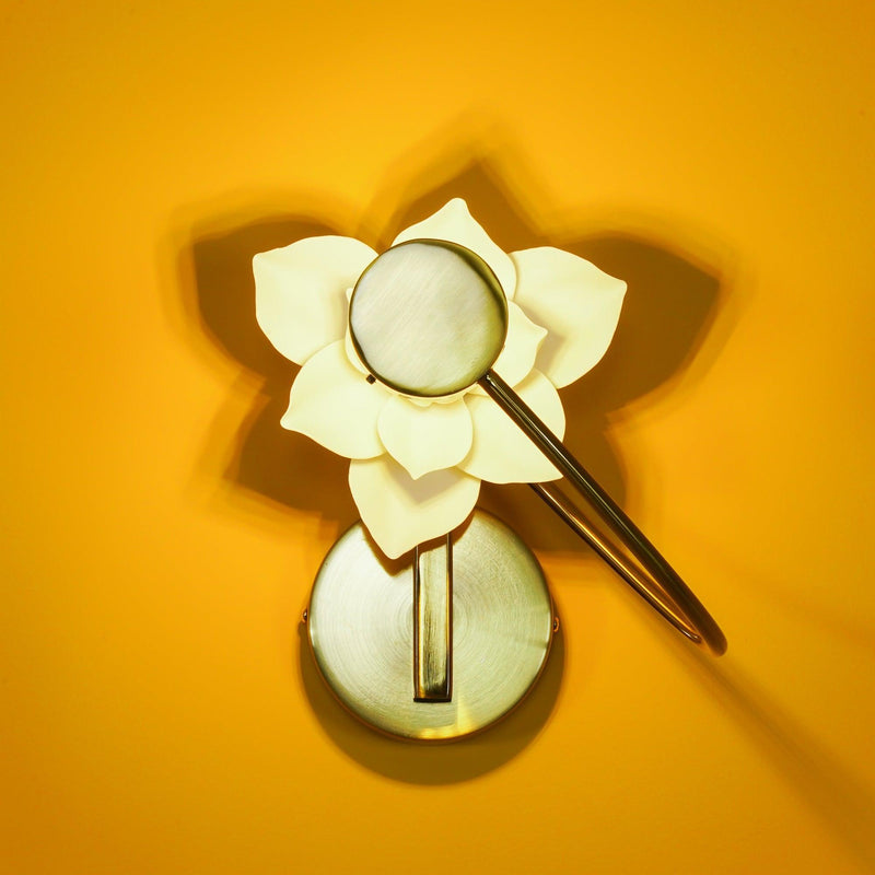 Lure Sconce-DWHOME