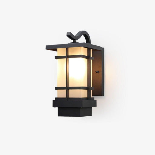Madison Lantern Outdoor Wall Lamp-DWHOME