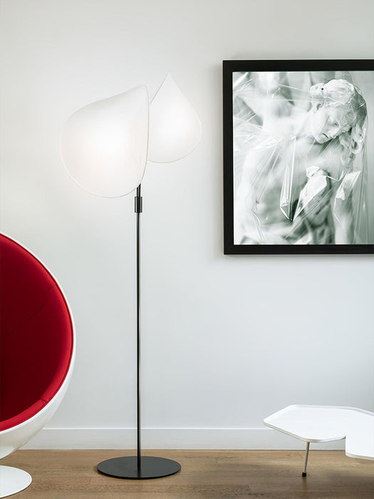 Manta Floor Lamp.