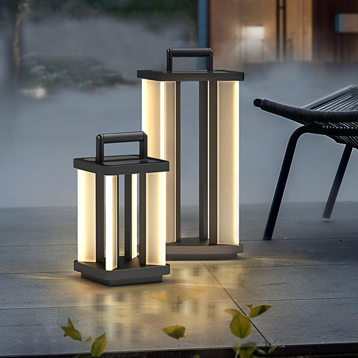 Metroluxe Outdoor Light - DWHOME