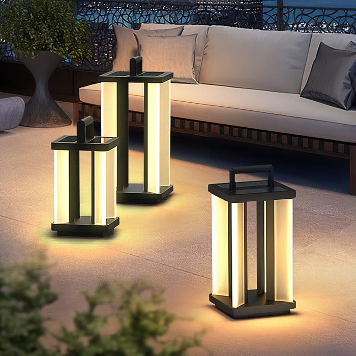 Metroluxe Outdoor Light - DWHOME