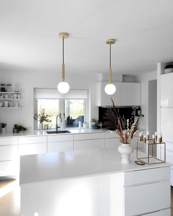 Miira Brass Pendant Light - Vakkerlight