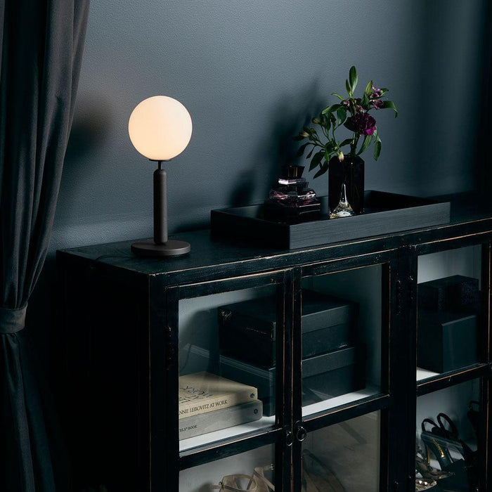 Miira Table Lamp-DWHOME