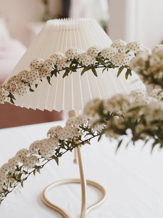 Levitate Pleated Table Lamp-DWHOME