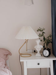 Levitate Pleated Table Lamp-DWHOME