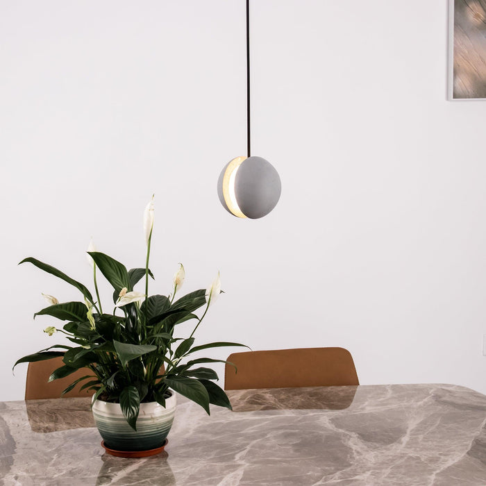 Moon Concrete Pendant Lamp.