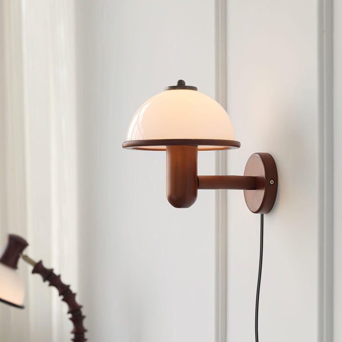 Mushroom Wood Wall Lamp - Vakkerlight