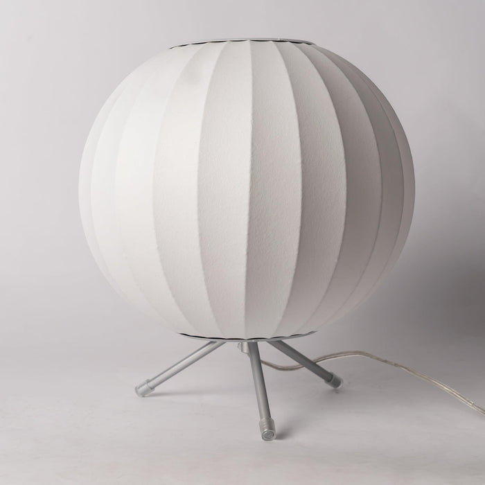 Nelson Tripod Table Lamp - Vakkerlight