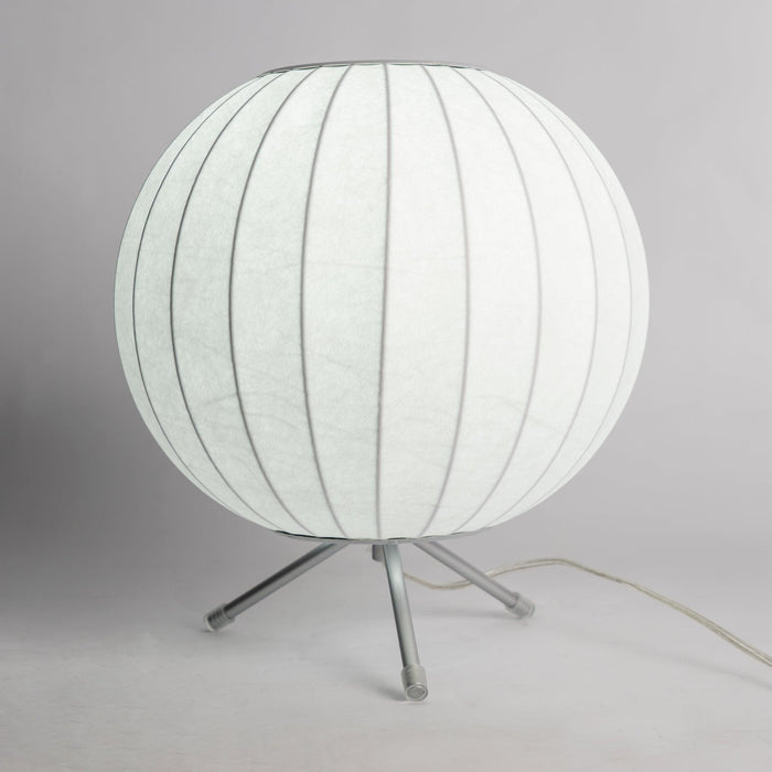 Nelson Tripod Table Lamp - Vakkerlight