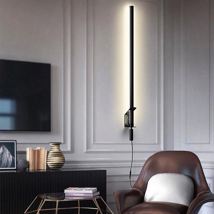 Sasaki Minimalist Line LED Wall Light With Wall Plug.