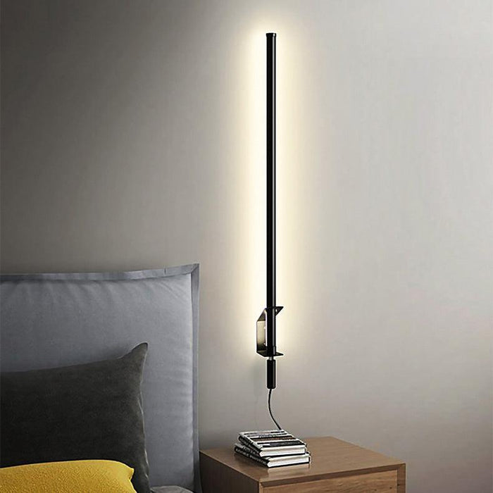 Sasaki Minimalist Line LED Wall Light With Wall Plug.