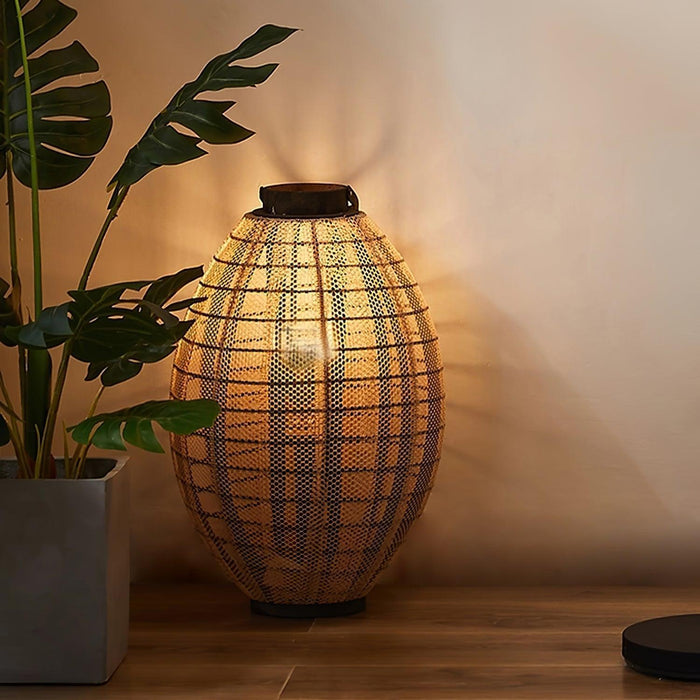 Oasis Mesh Beacon Outdoor Lamp - DWHOME