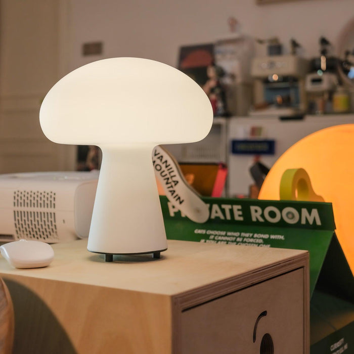 Obello Portable Built-in Battery Table Lamp-DWHOME