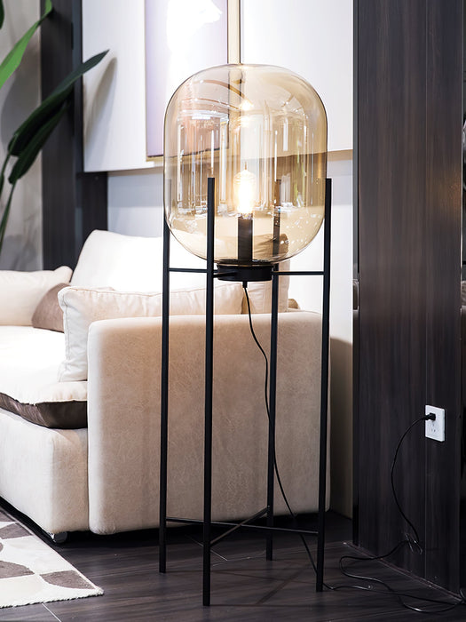 Oda Floor lamp.