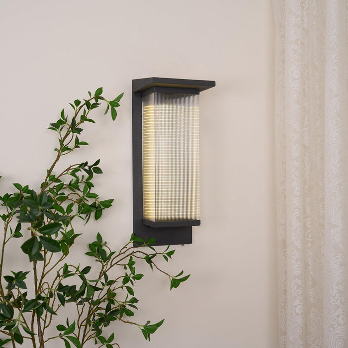 Oleron Box Outdoor Solar Wall Lamp - DWHOME