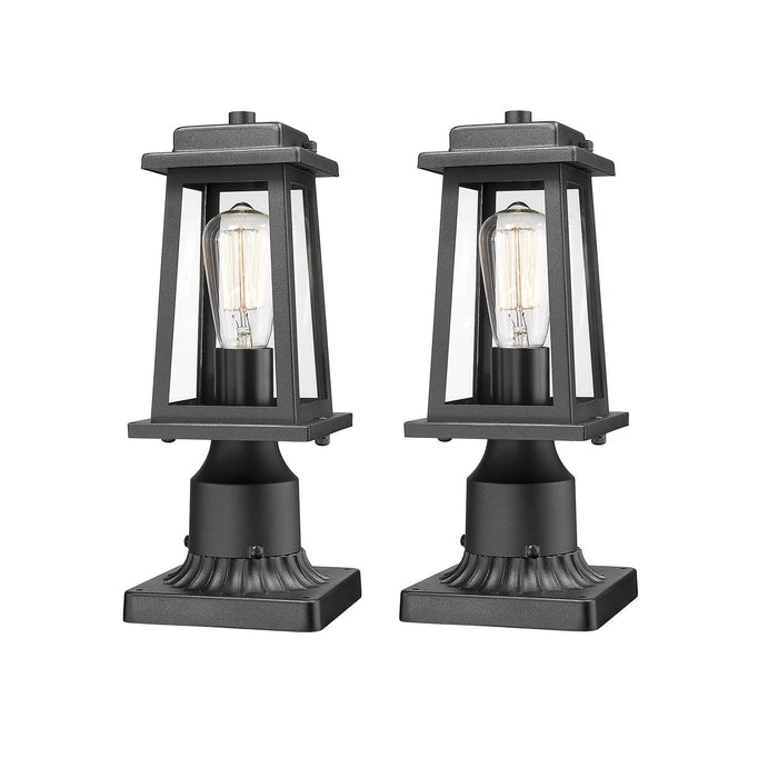 Outdoor Lantern Post Lights.