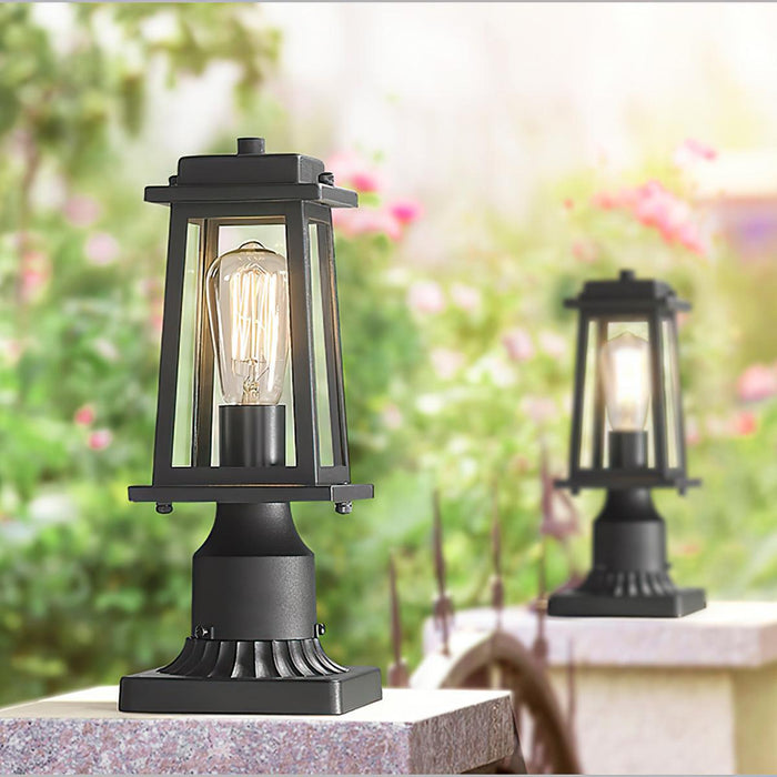 Outdoor Lantern Post Lights.