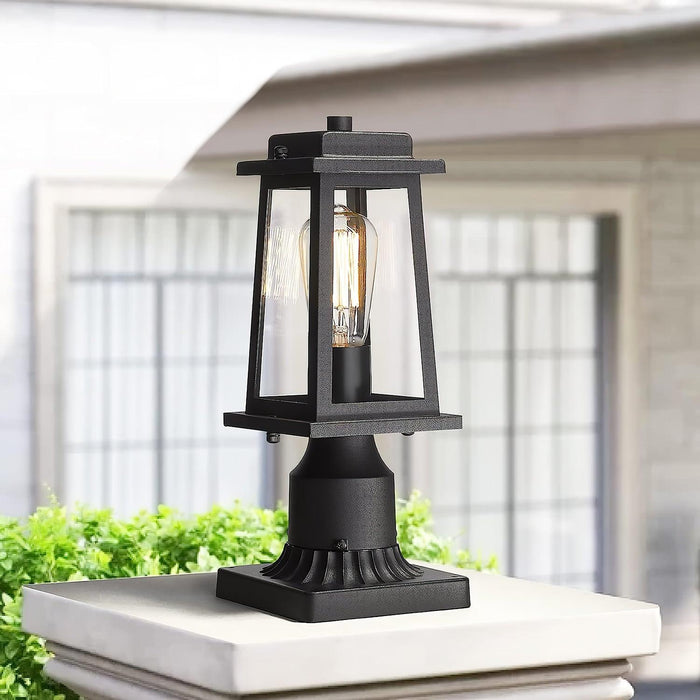 Outdoor Lantern Post Lights.