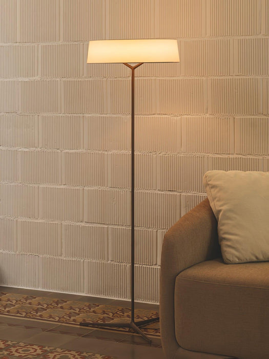 Dama Floor Lamp-DWHOME