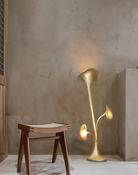 Petunia Sculpture Floor Lamp - Vakkerlight