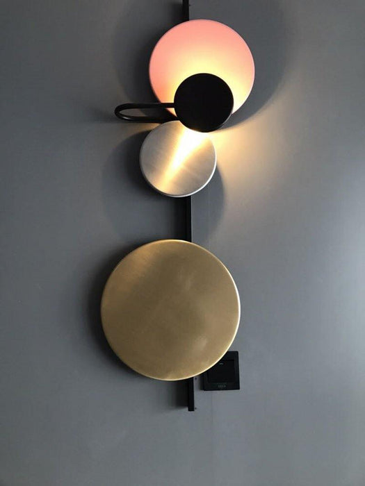 Planet Wall Lamp.