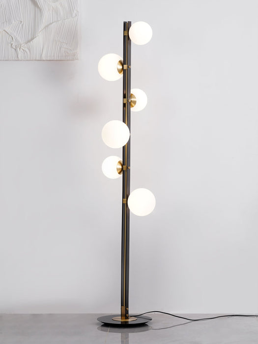 Planeta Floor Lamp.