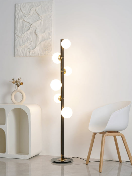 Planeta Floor Lamp.