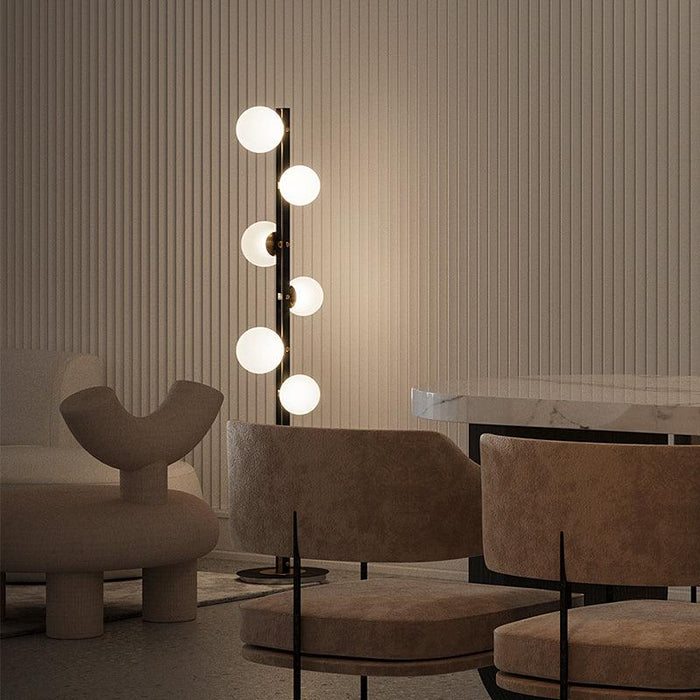 Planeta Floor Lamp.