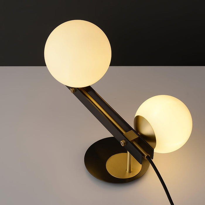 Planeta Table Lamp.