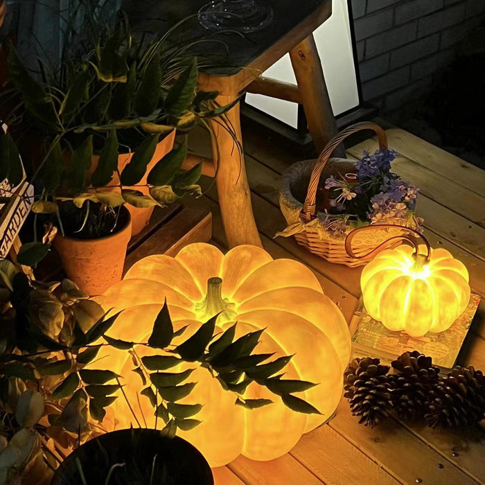 Portable Pumpkin Built-in Battery Table Lamp.