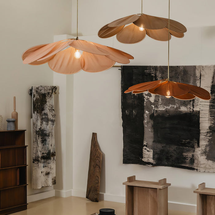 Precieuse Petals Pendant Lamp