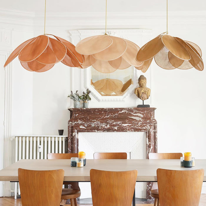 Precieuse Petals Pendant Lamp.