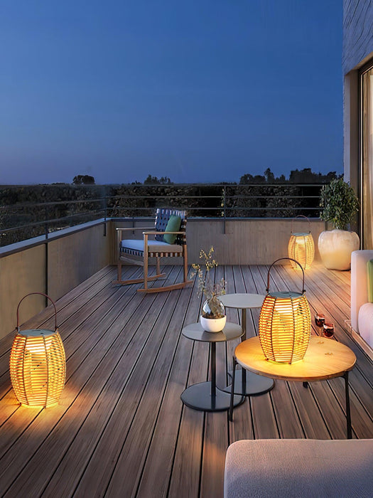 Lantern Built-in Battery Table Lamp-DWHOME